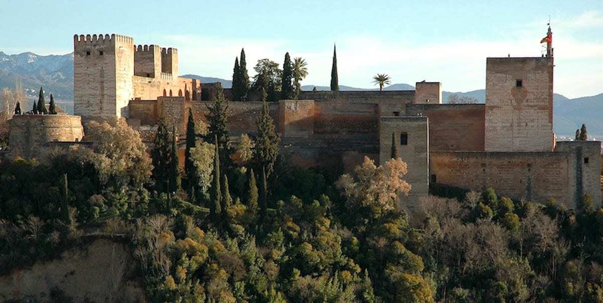 alhambra exterior mirari erdoiza