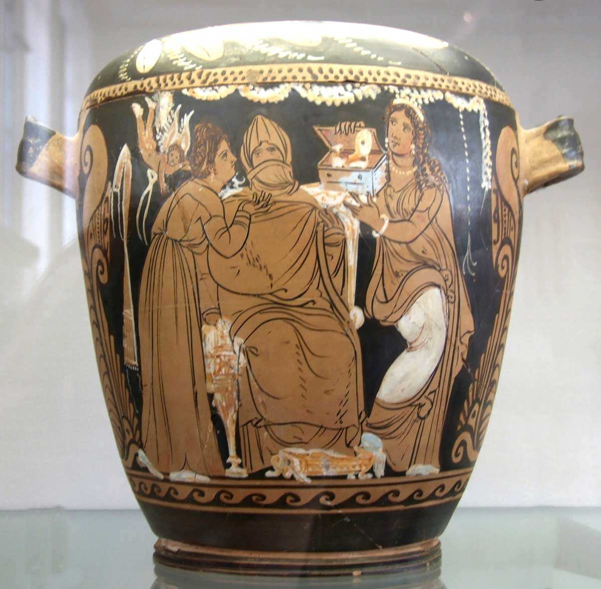 ancient greek wedding preperations skyphoid pyxis