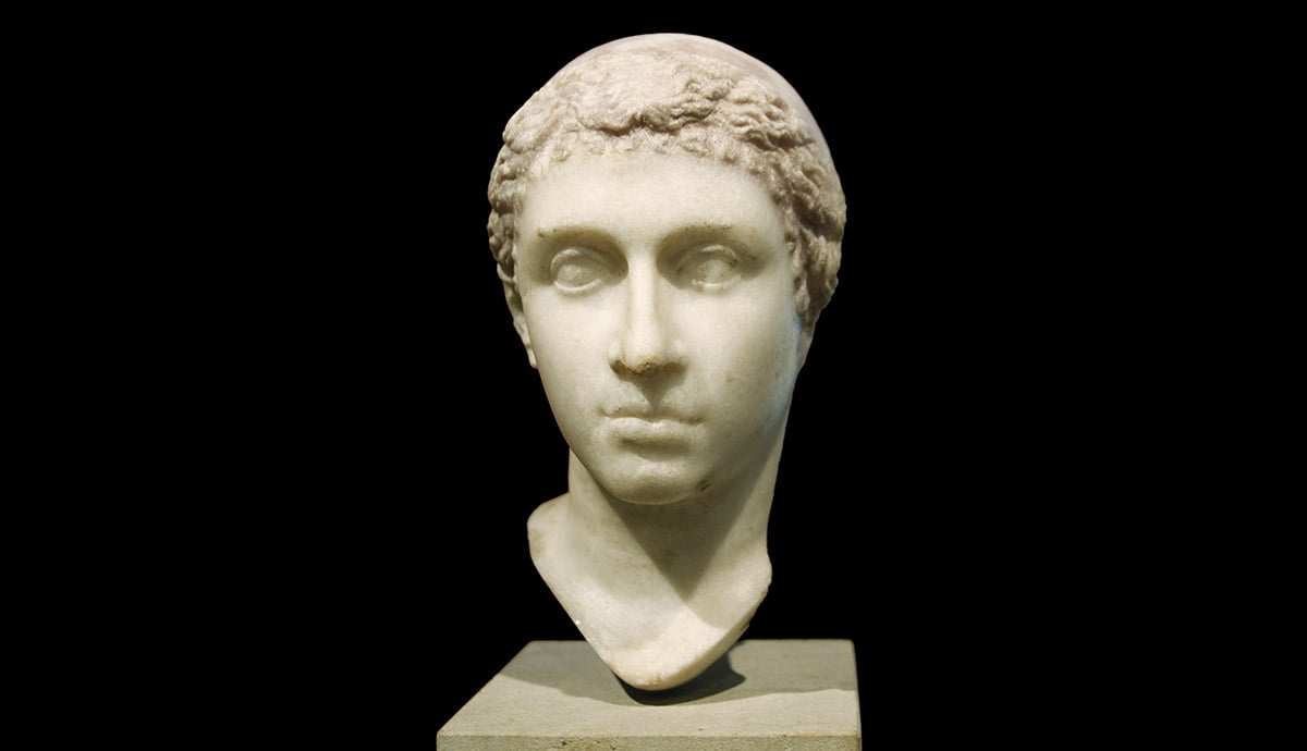 bust of cleopatra