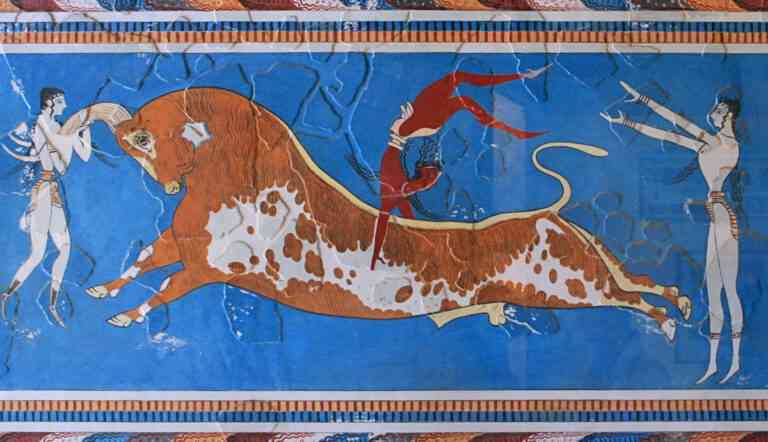 Minoan Bull-Leaping Fresco from the palace of Knossos, via Ancient Origins