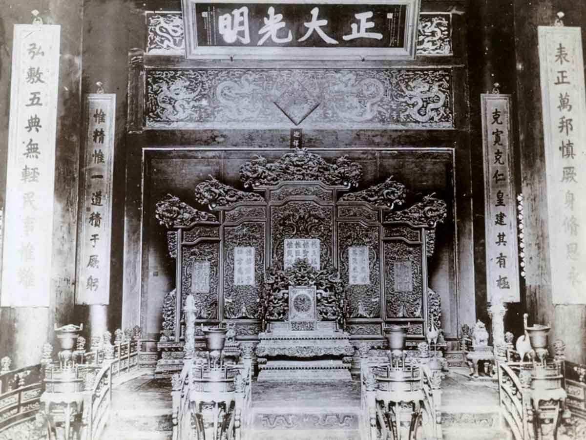 palace of heavenly purity imperial throne 1900 1927