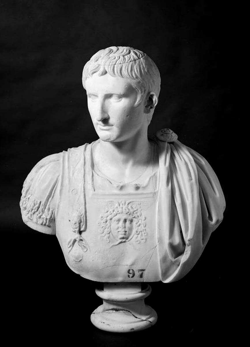 roman emperors augustus shoulders bust