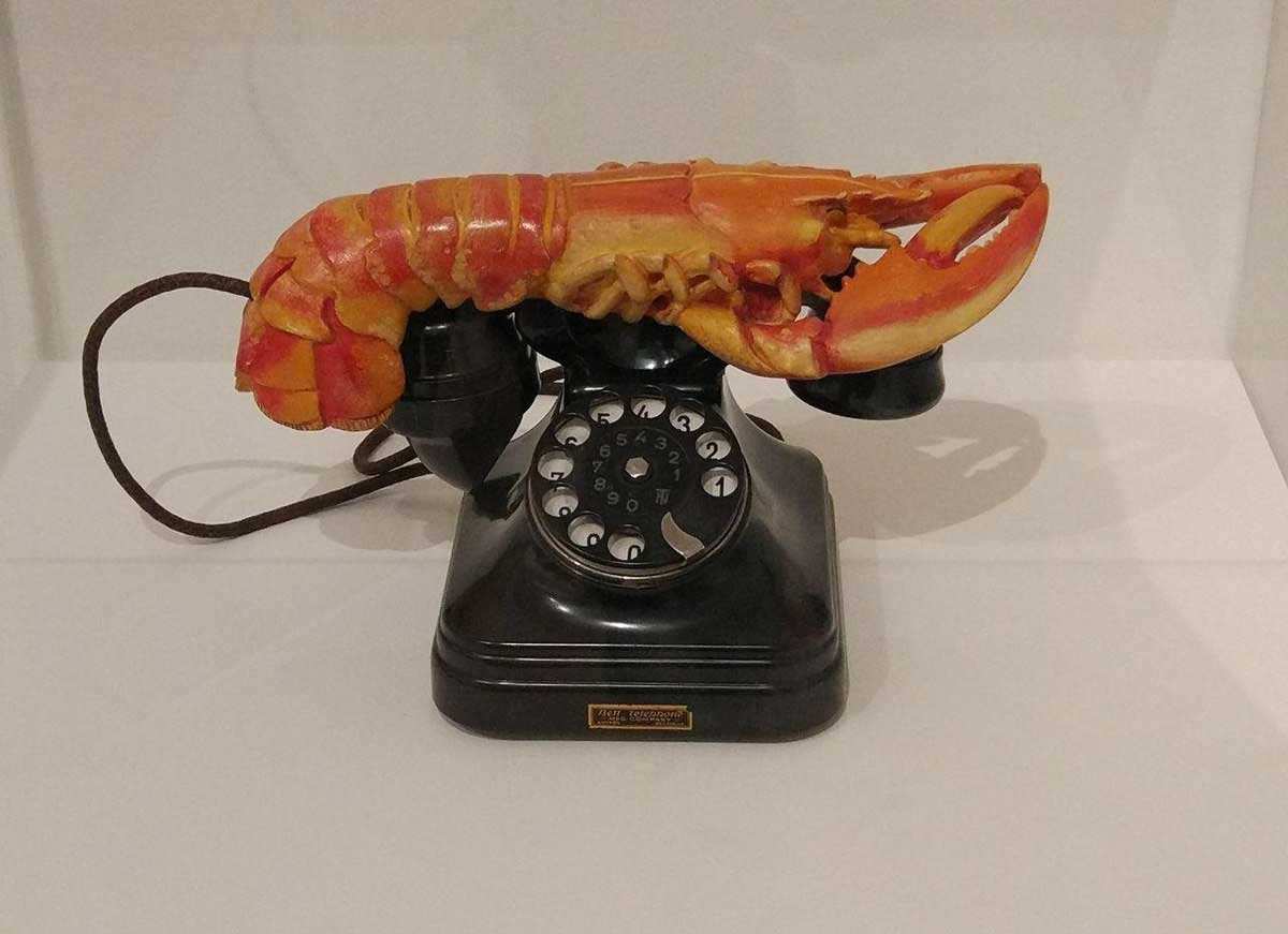 salvador dali lobster telephone
